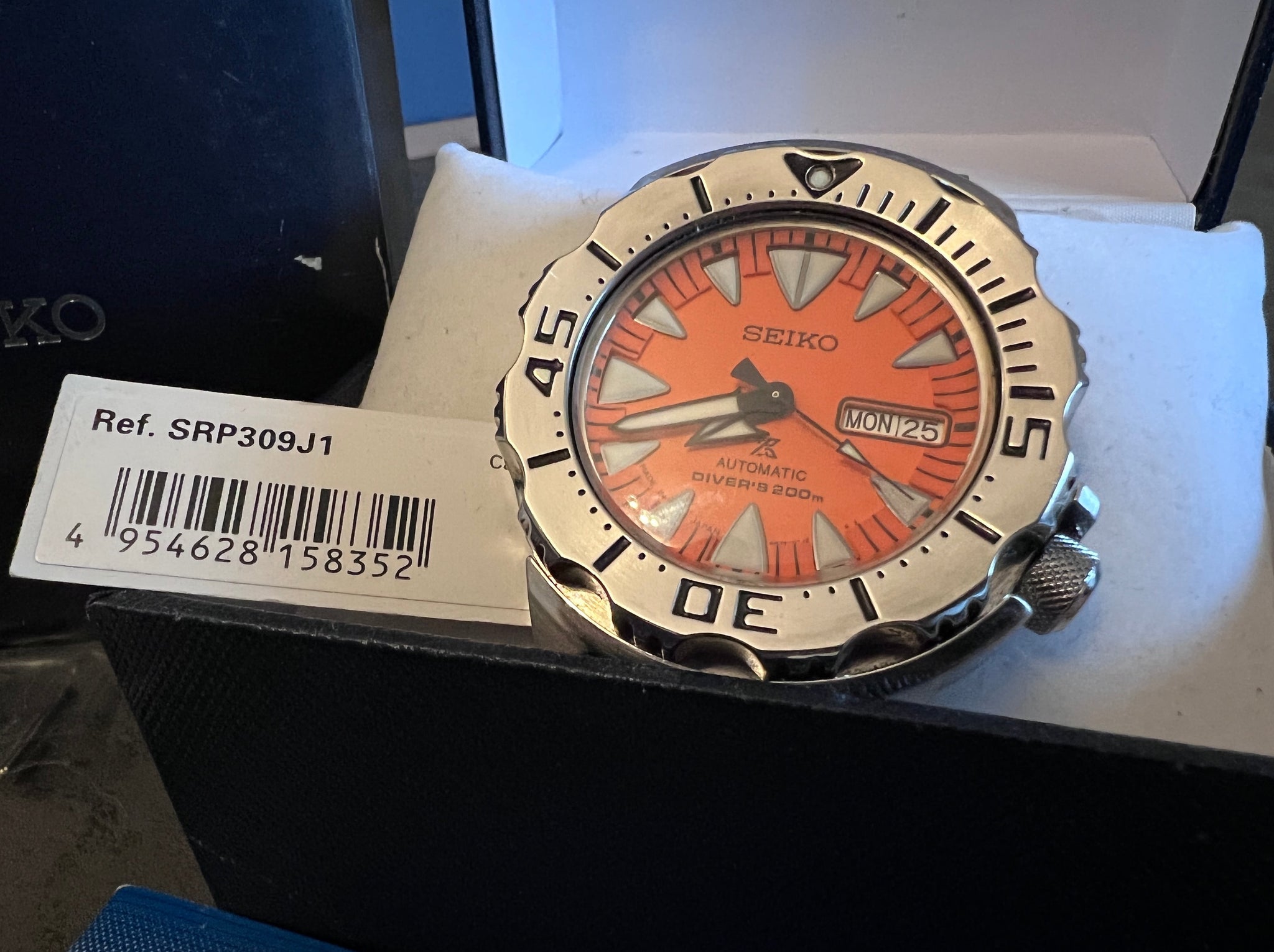 Seiko Orange Monster SRP309J1 Timeandmotionuk